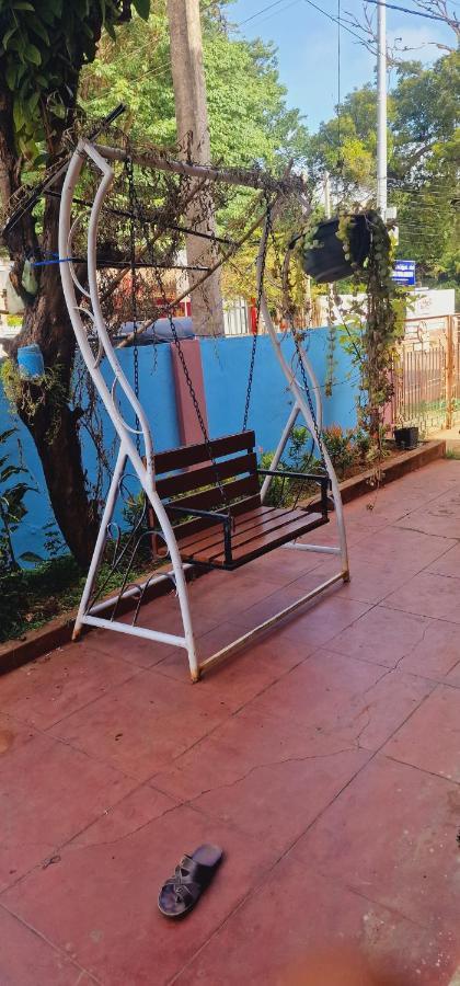 Tony'S Garden House Back Packers Inn Джафна Экстерьер фото