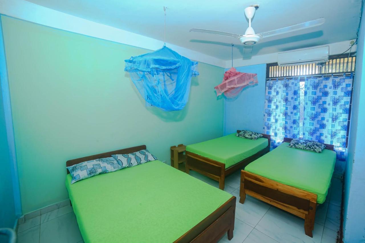 Tony'S Garden House Back Packers Inn Джафна Экстерьер фото