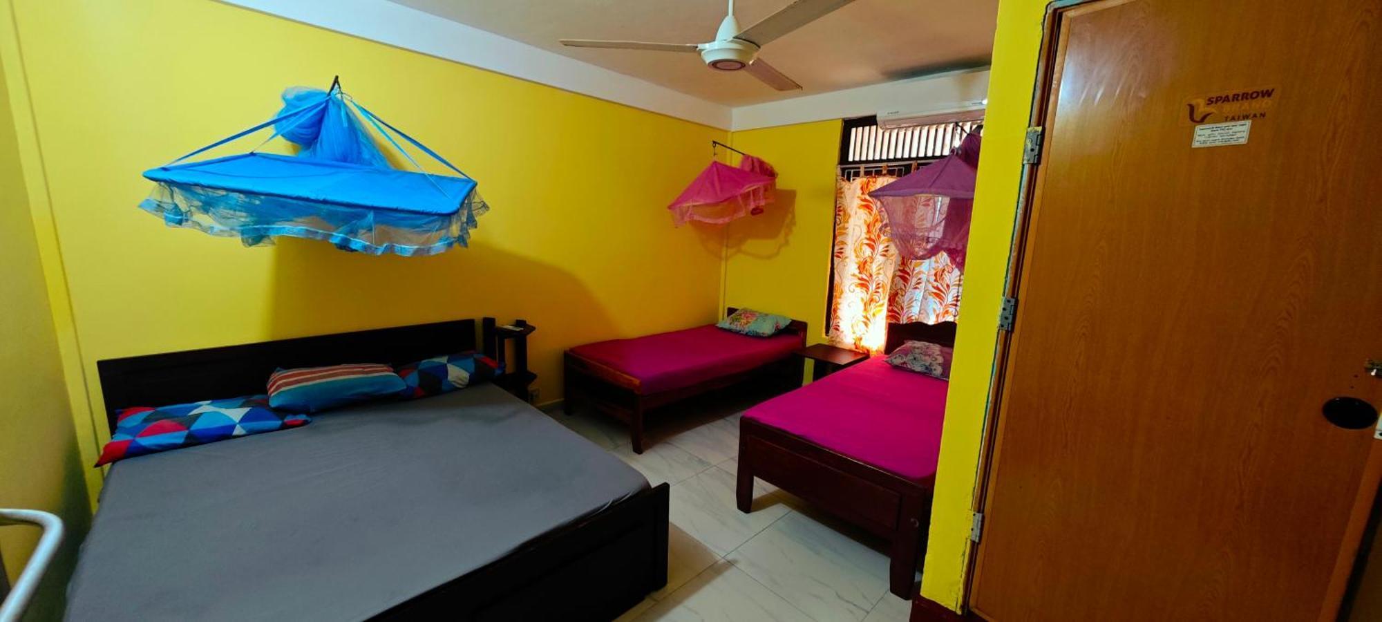 Tony'S Garden House Back Packers Inn Джафна Экстерьер фото