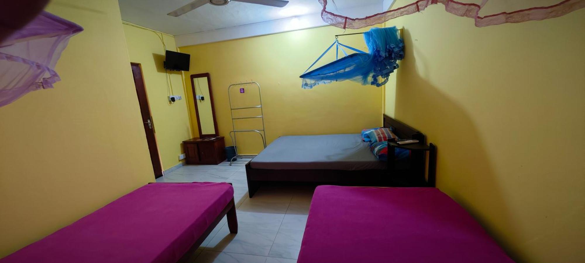 Tony'S Garden House Back Packers Inn Джафна Экстерьер фото